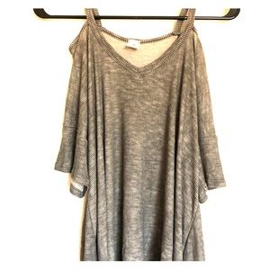 Gray off shoulder loose blouse